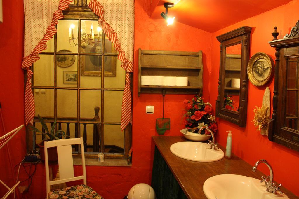 Guest House Malkia Inter เวลีคอเทอร์โนโว ภายนอก รูปภาพ