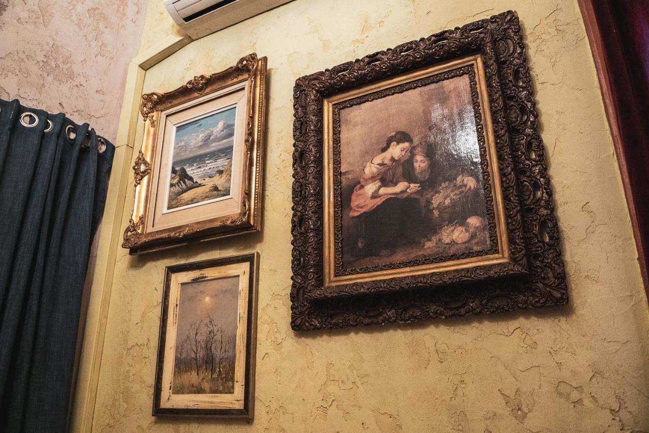 Guest House Malkia Inter เวลีคอเทอร์โนโว ภายนอก รูปภาพ