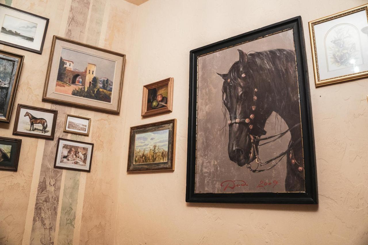 Guest House Malkia Inter เวลีคอเทอร์โนโว ภายนอก รูปภาพ